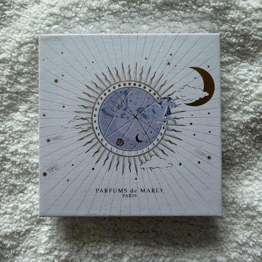 Parfums de marly holiday ornament - Picture 2 of 2